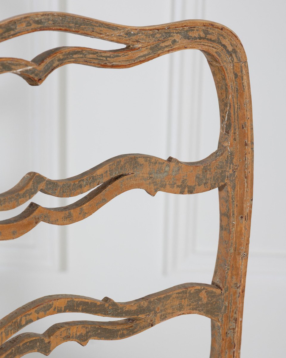 Gustavian Chair with Smiling Details – Circa 1780 - JAA