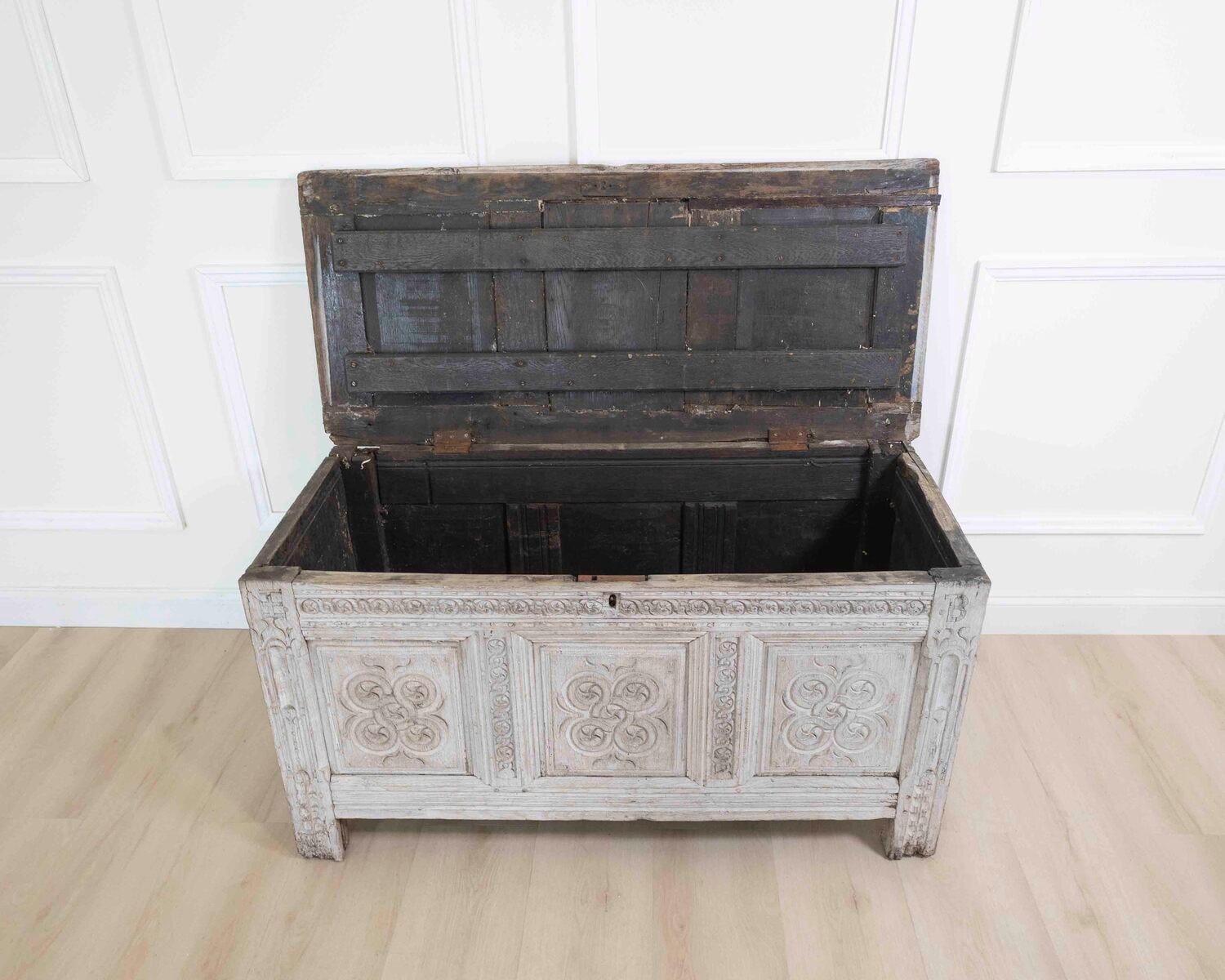 Early 18th C stripped and bleached carved oak coffer. 1720. - JAA