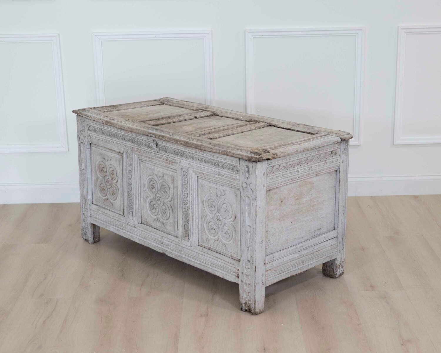 Early 18th C stripped and bleached carved oak coffer. 1720. - JAA