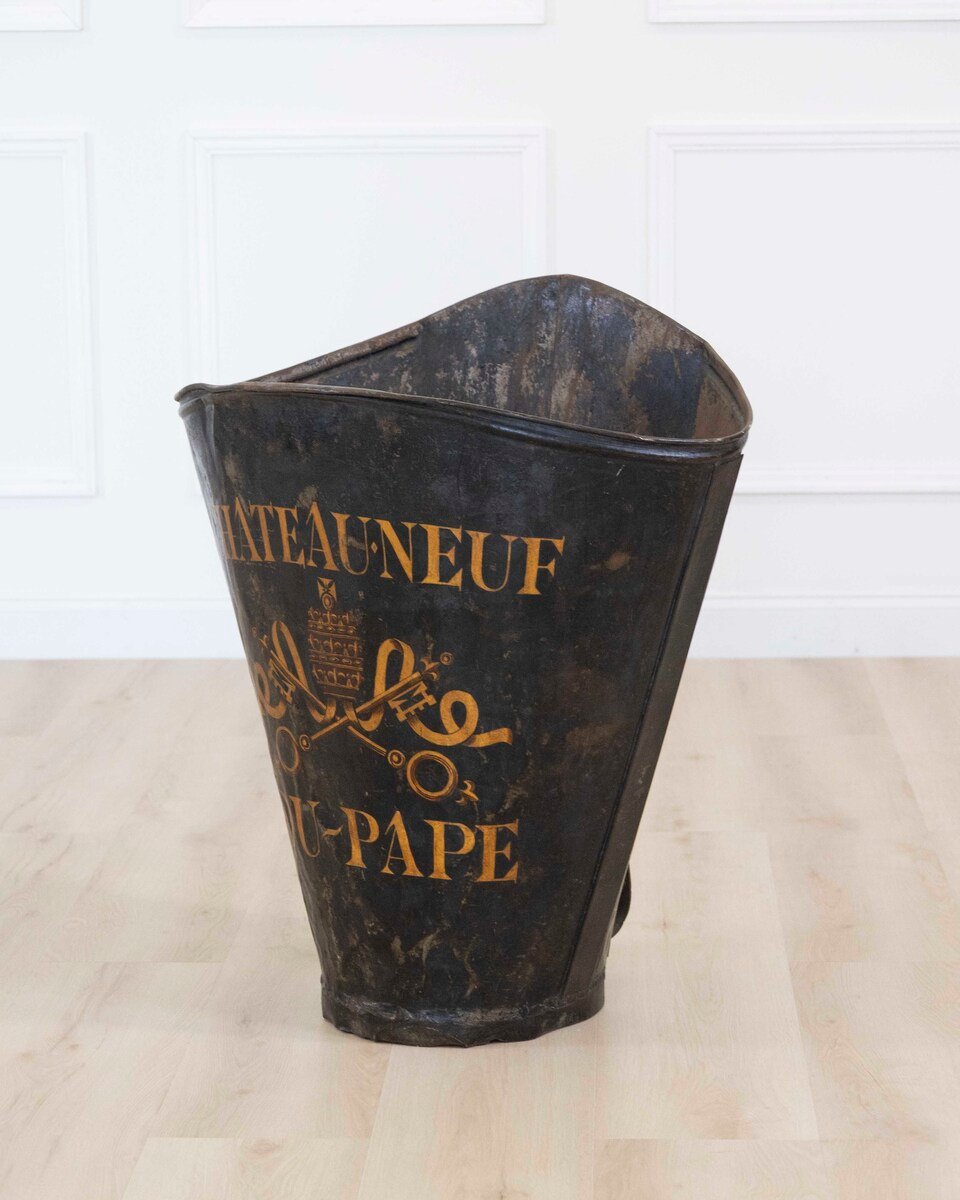 19th century French grape picking hod with later paint decoration. 1900. - JAA