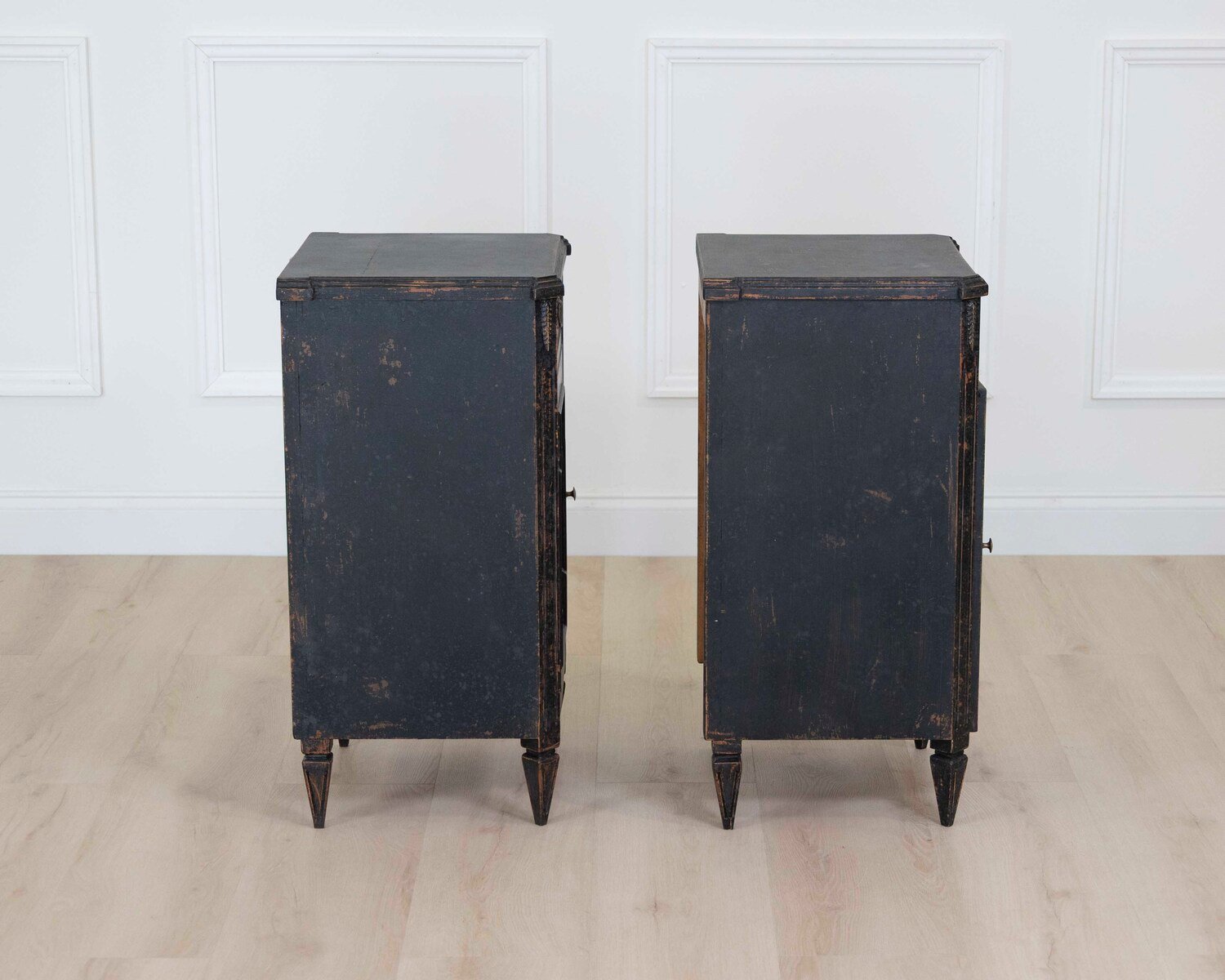 Pair of Swedish 20th Century Black-Painted Nightstands - JAA