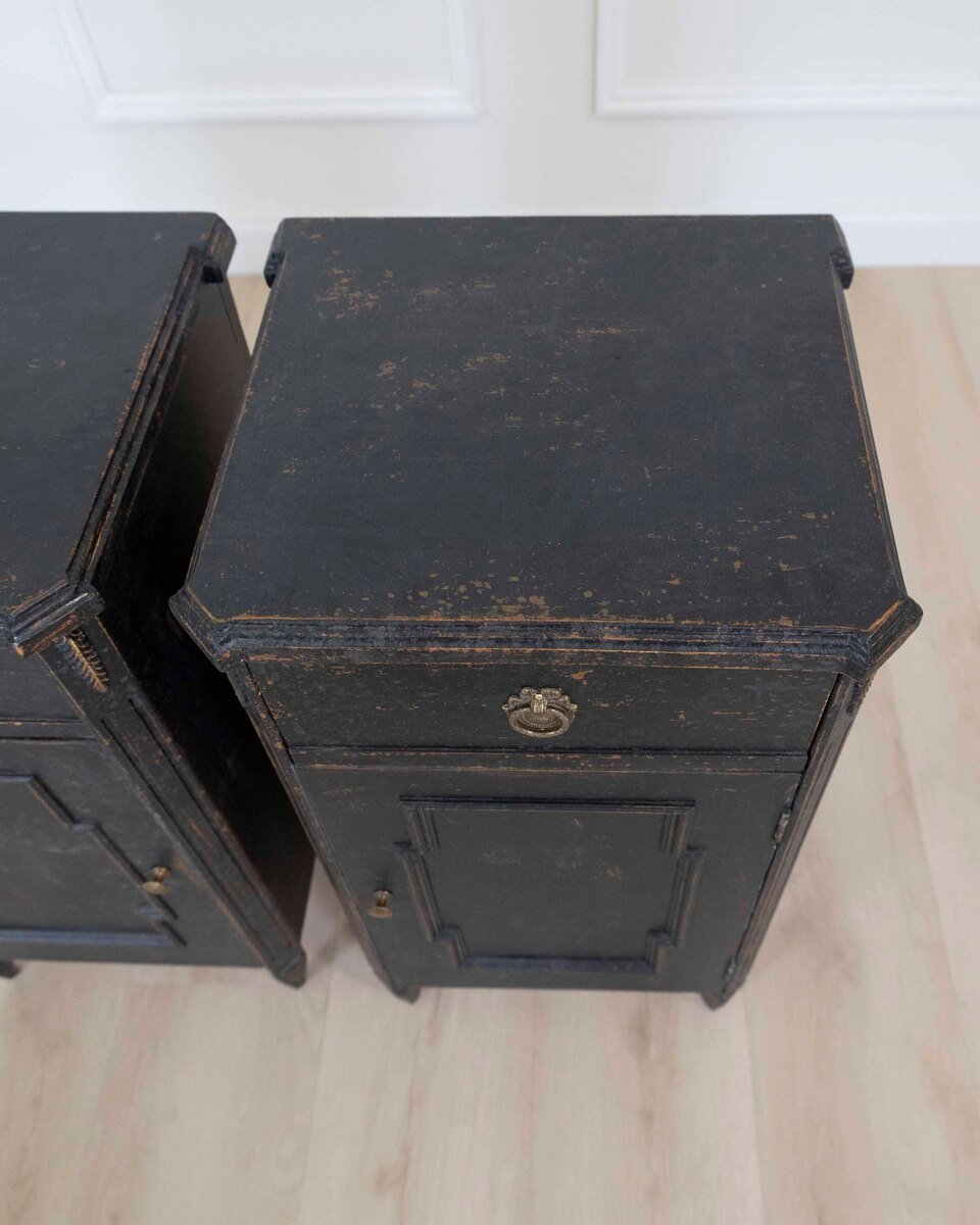 Pair of Swedish 20th Century Black-Painted Nightstands - JAA