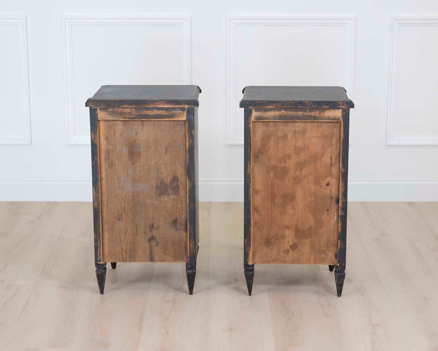 Pair of Swedish 20th Century Black-Painted Nightstands - JAA
