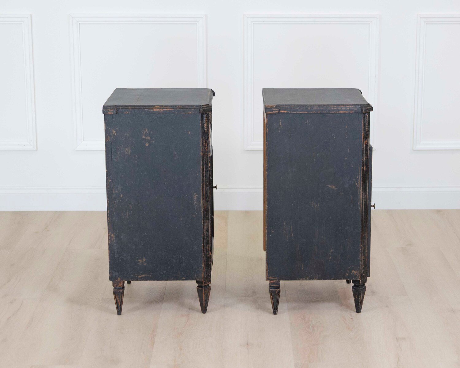 Pair of Swedish 20th Century Black-Painted Nightstands - JAA