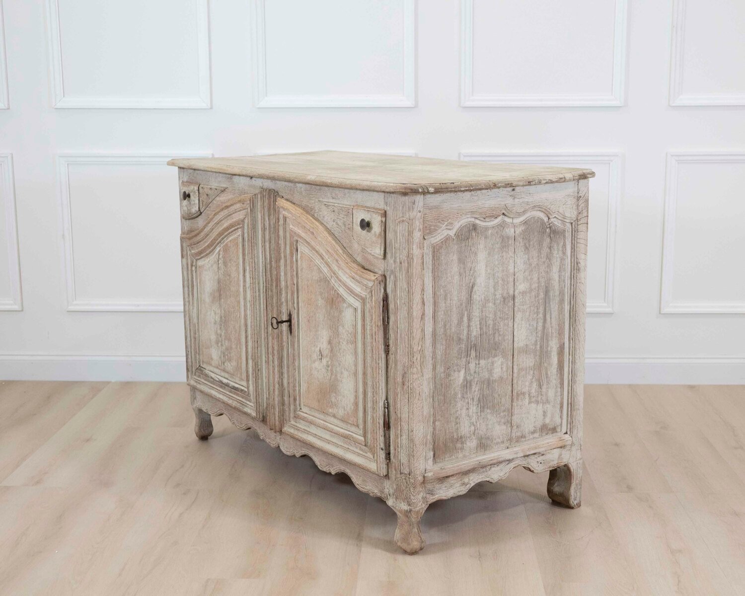 Early 18th Century Bleached Oak Hunting Sideboard - JAA