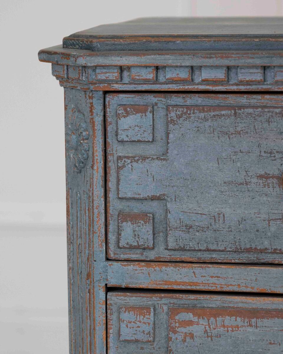 Pair of Scandinavian 20th Century Carved Painted Chests of Drawers - JAA
