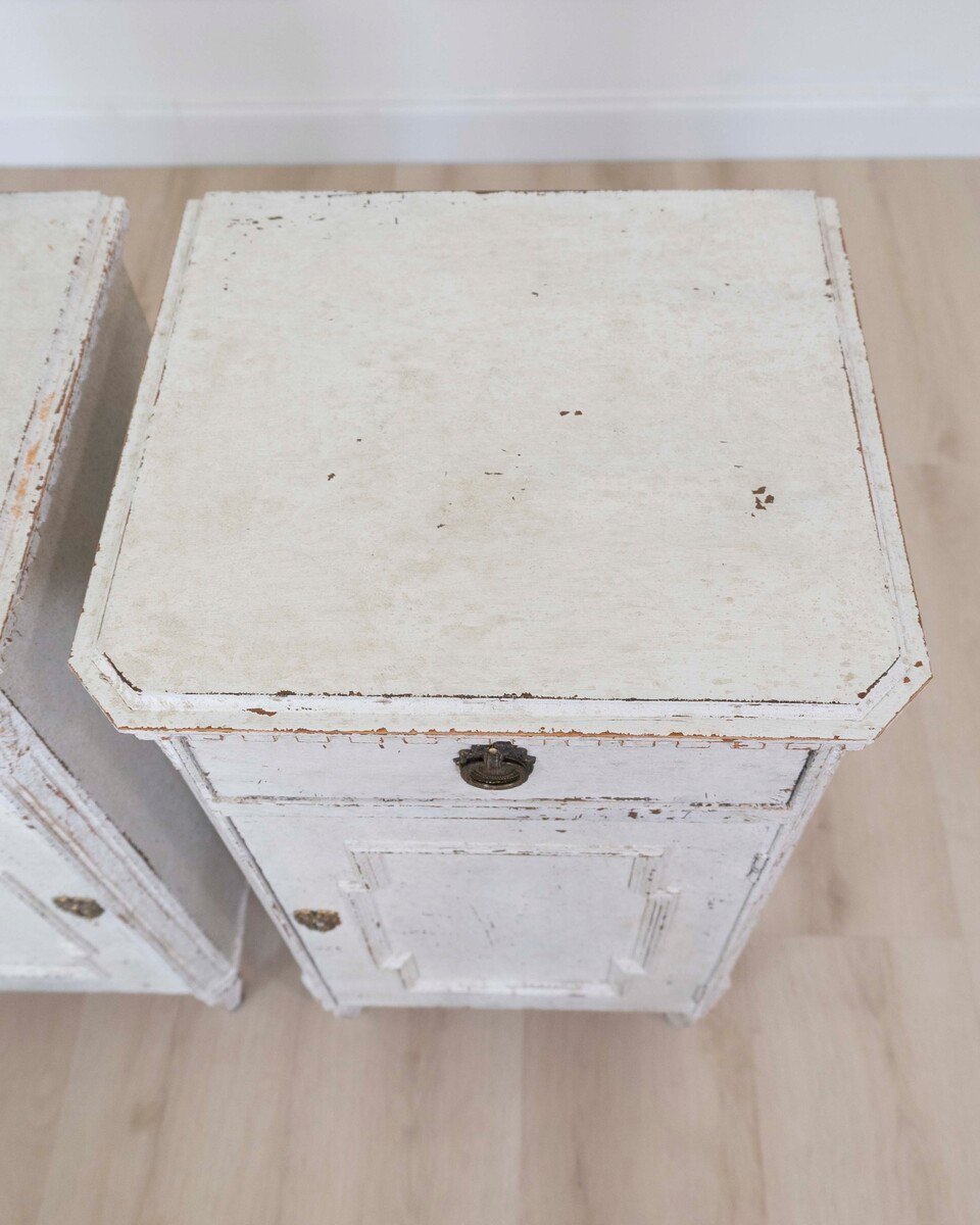 Pair of Swedish 20th Century Nightstands - JAA
