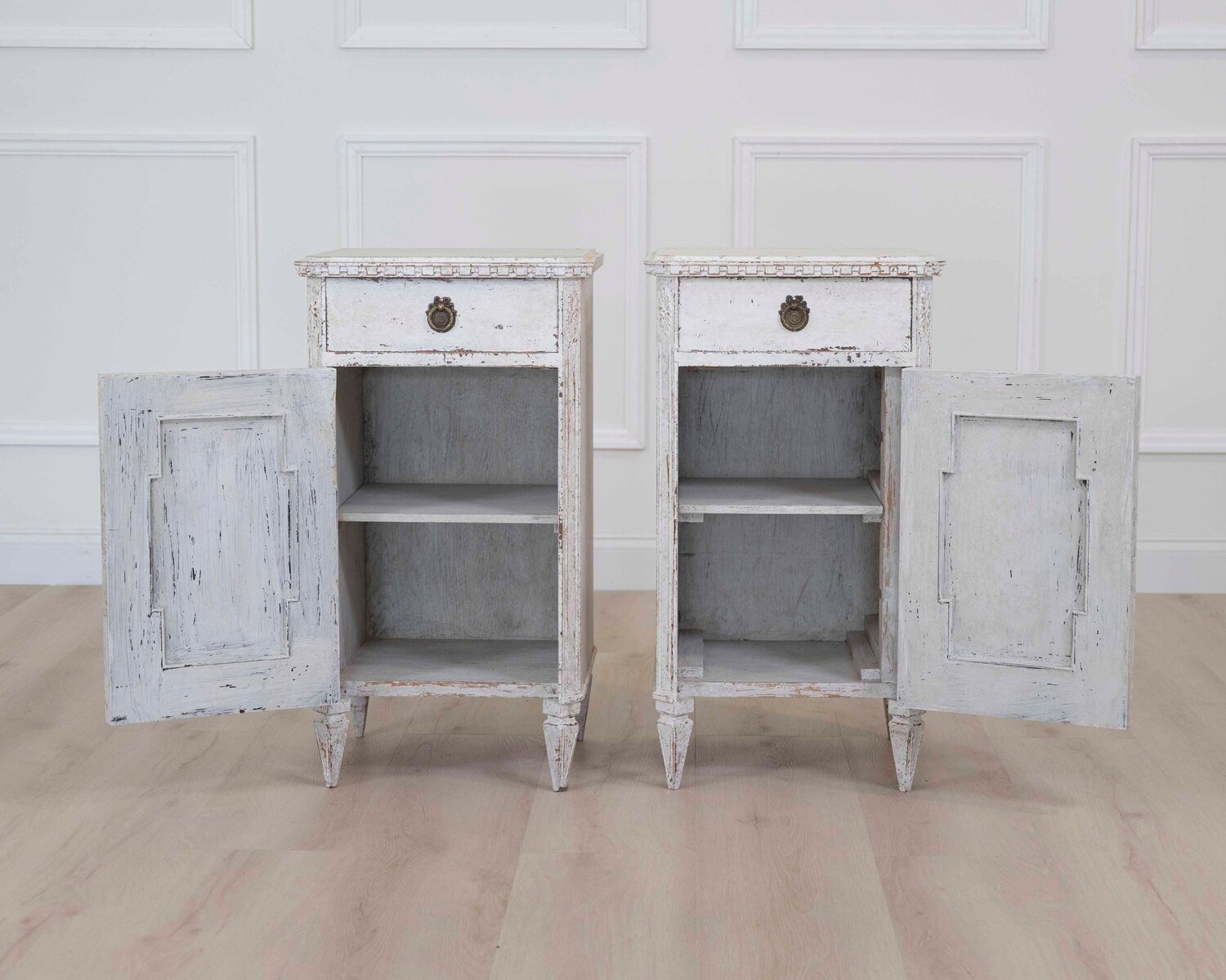 Pair of Swedish 20th Century Nightstands - JAA