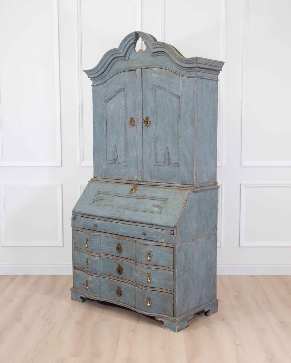 Scandinavian 18th Century Bureau - JAA