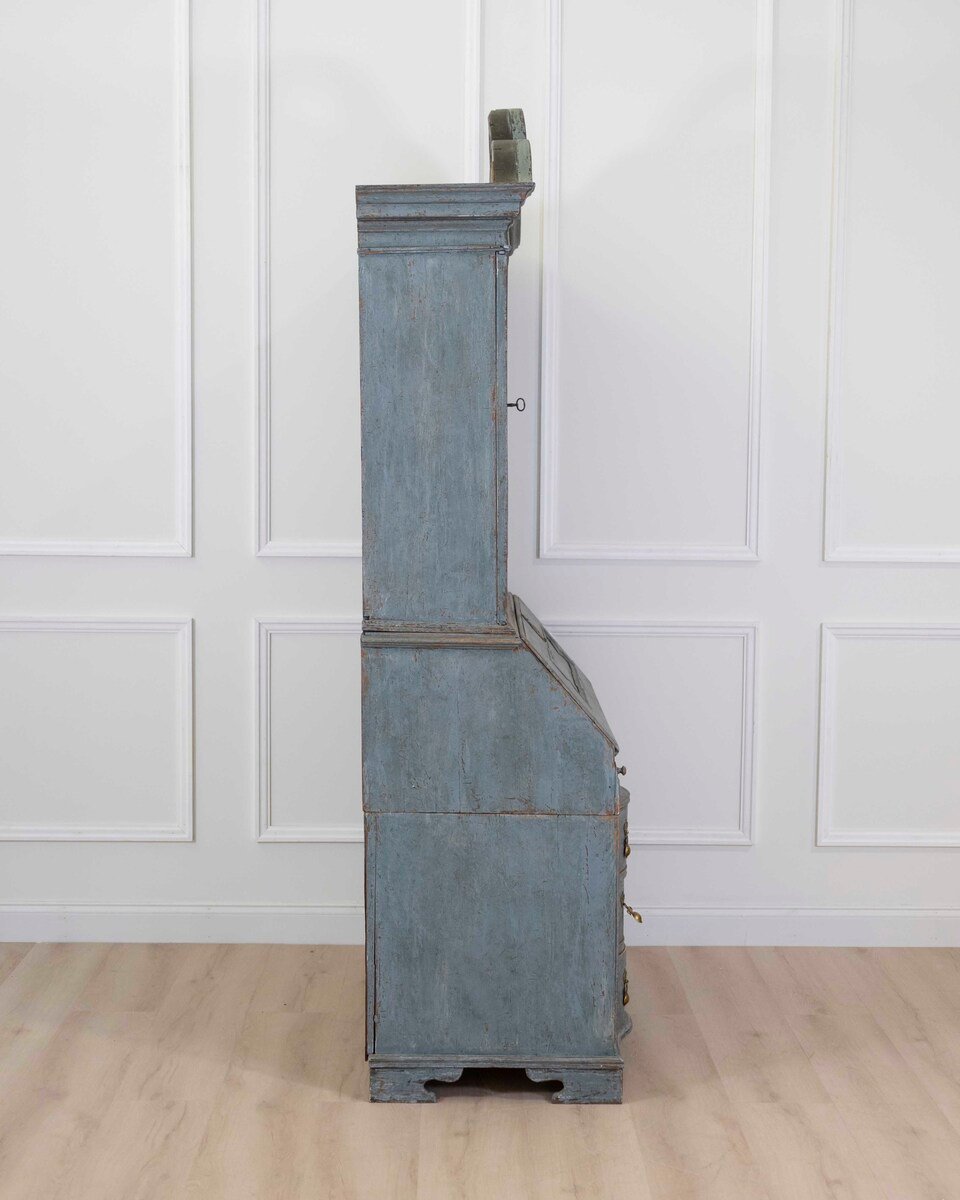 Scandinavian 18th Century Bureau - JAA