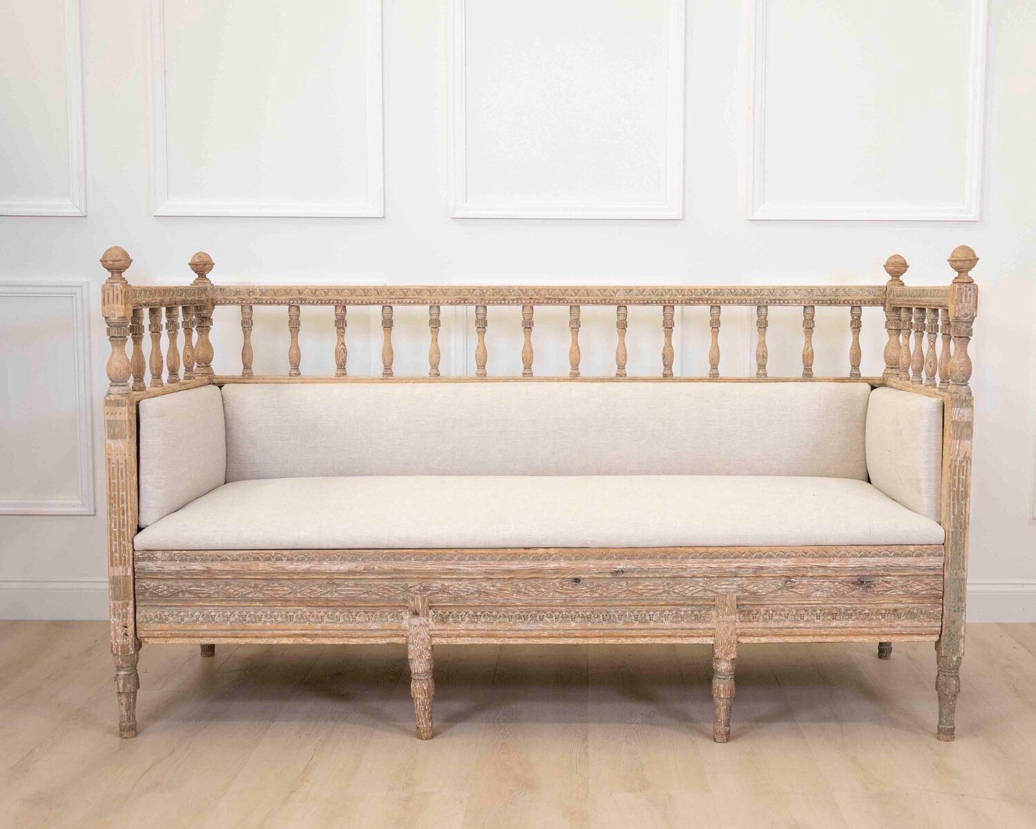 Swedish 19th Century Provincial Gustavian Sofa Bench - JAA