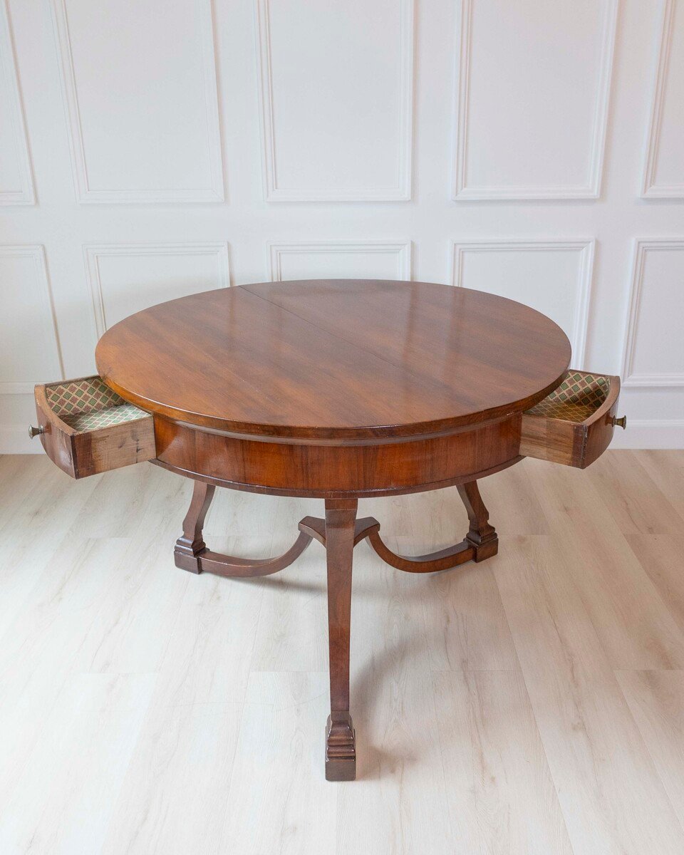 Walnut Veneered Table, 19th Century - JAA