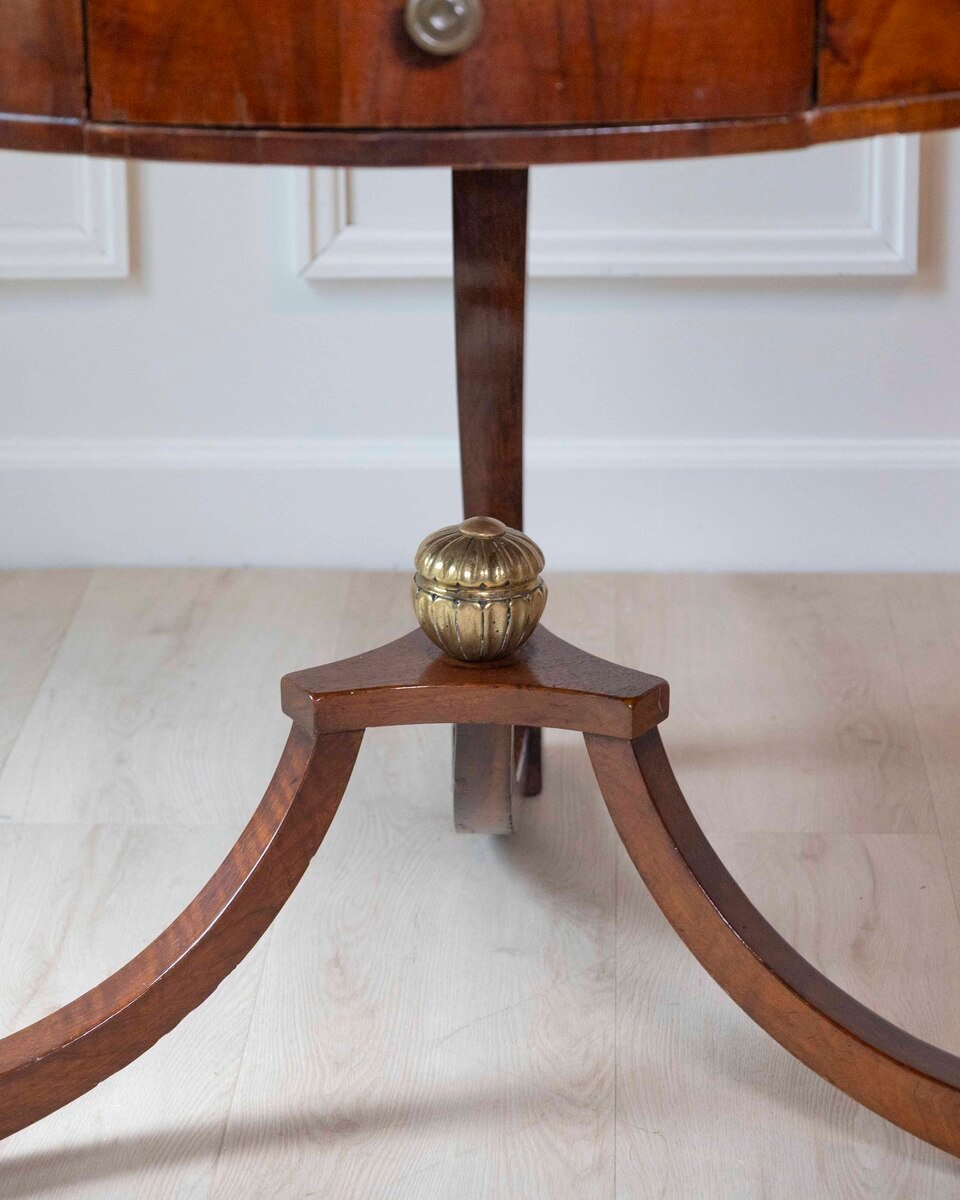 Walnut Veneered Table, 19th Century - JAA