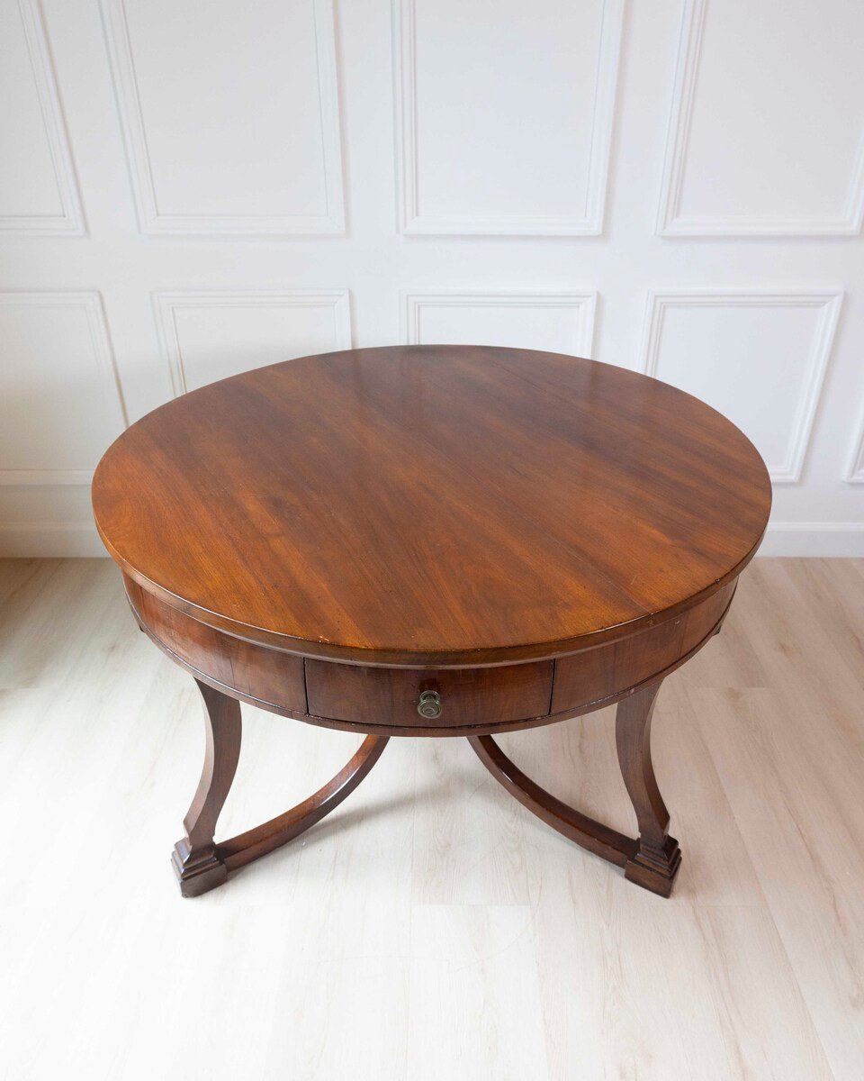 Walnut Veneered Table, 19th Century - JAA