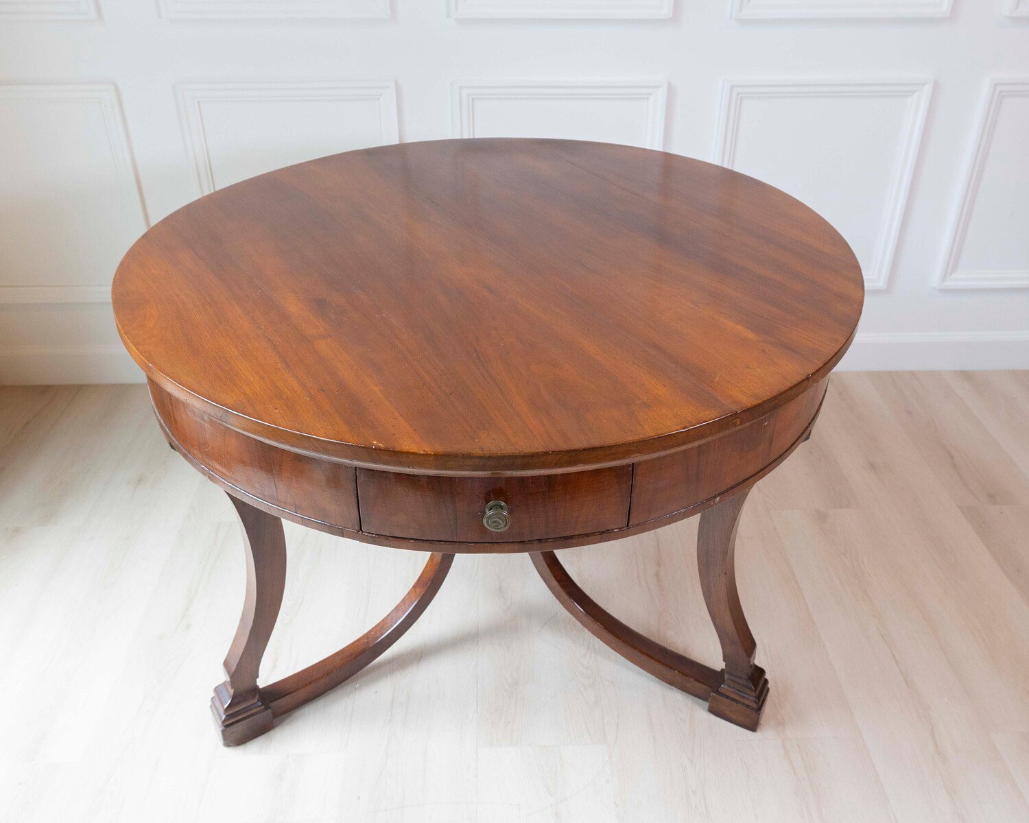 Walnut Veneered Table, 19th Century - JAA