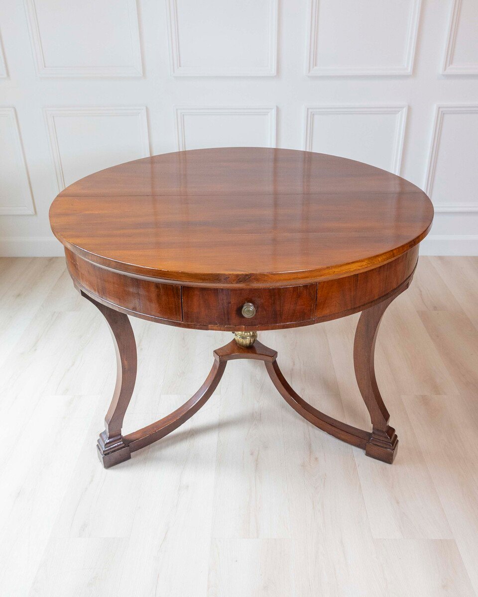 Walnut Veneered Table, 19th Century - JAA
