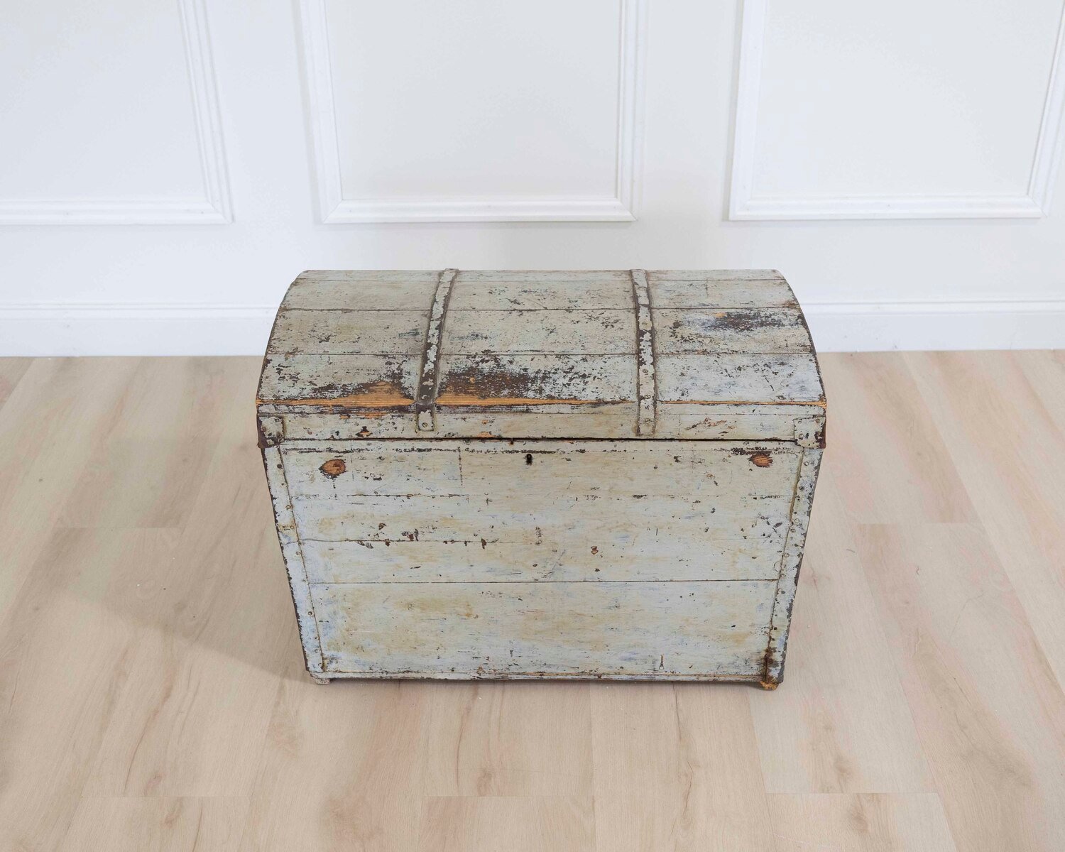 Scandinavian 19th Century Small Dome Top Trunk - JAA