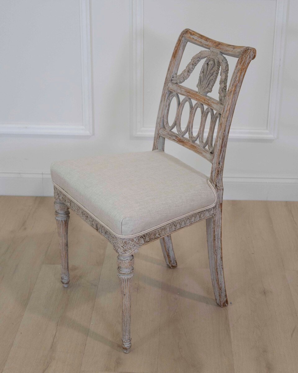 Matched Set of 8 Lindome Chairs Circa 1800 - JAA