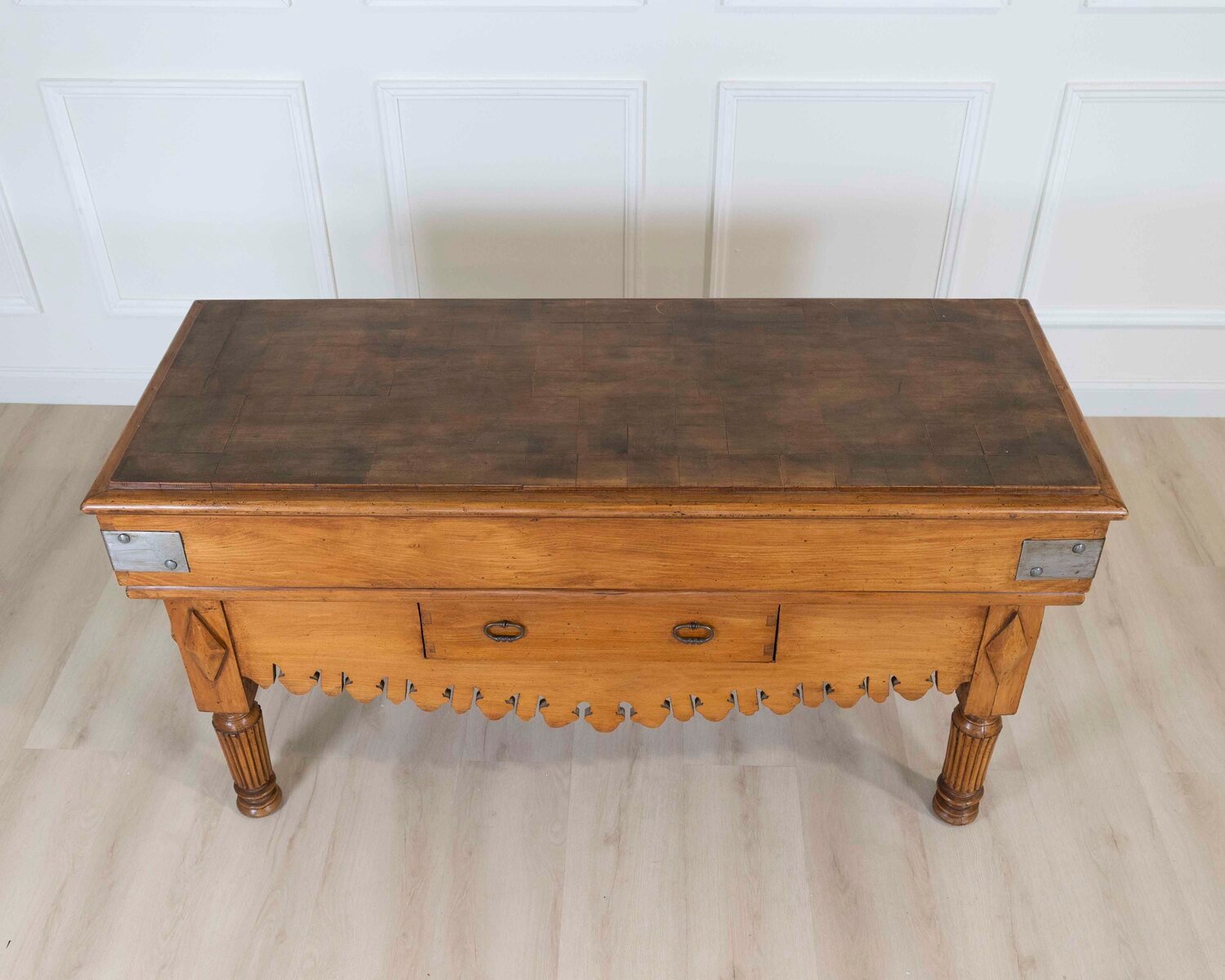 Early 20th century French beech and fruitwood butchers block. 1920. - JAA