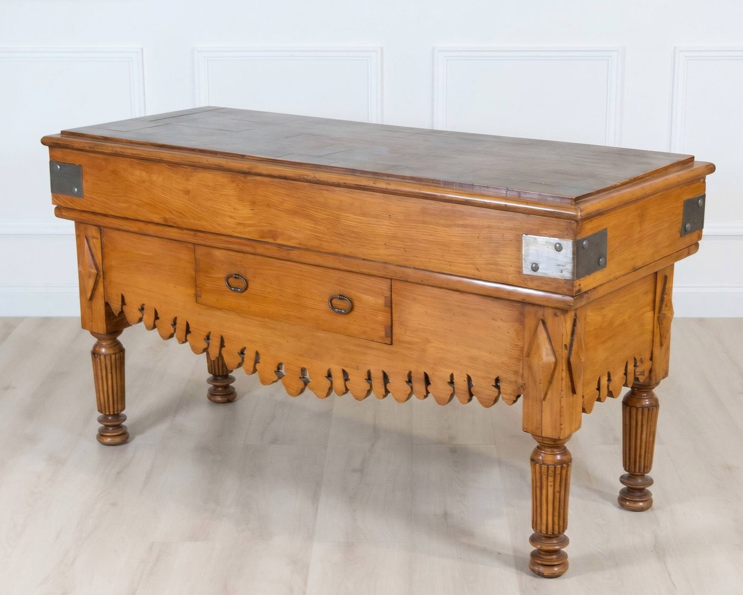 Early 20th century French beech and fruitwood butchers block. 1920. - JAA