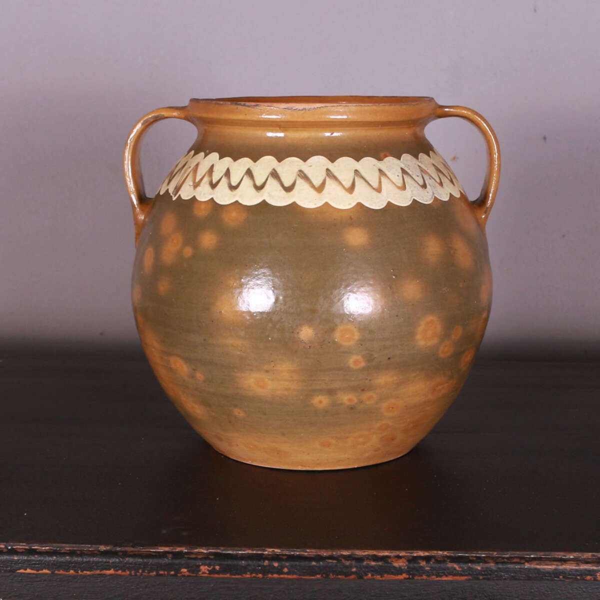 Decorative Antique Spanish glazed pot. - JAA
