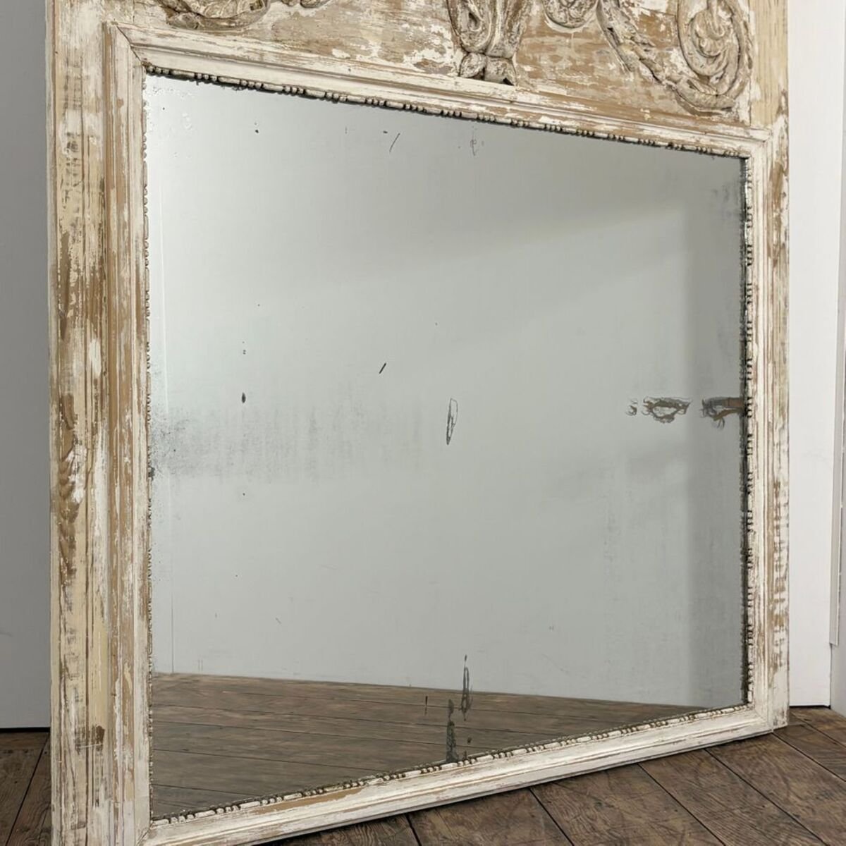 Large Louis XVI-style paneled screen made of carved wood with original paint - JAA
