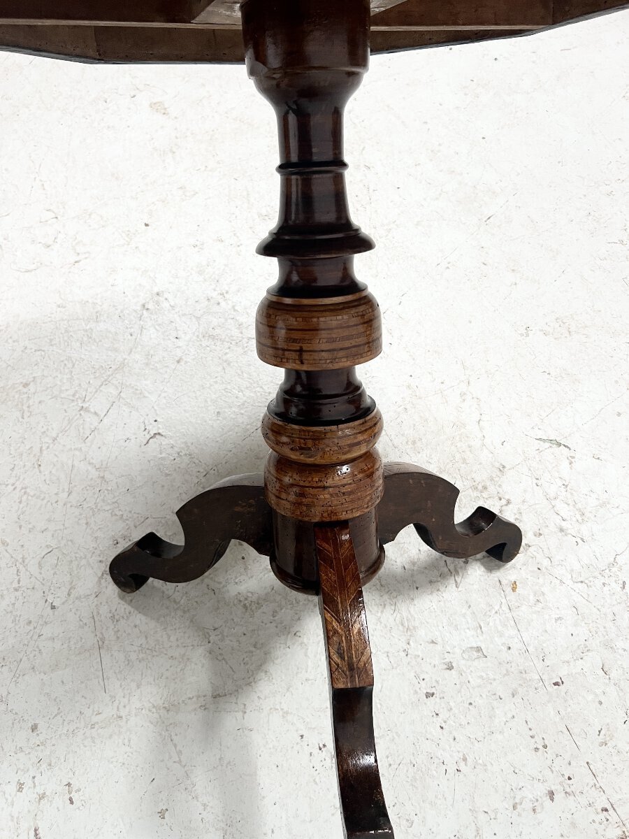 Octagonal Pedestal Table In Marquetry, Italy, 19th Century - JAA