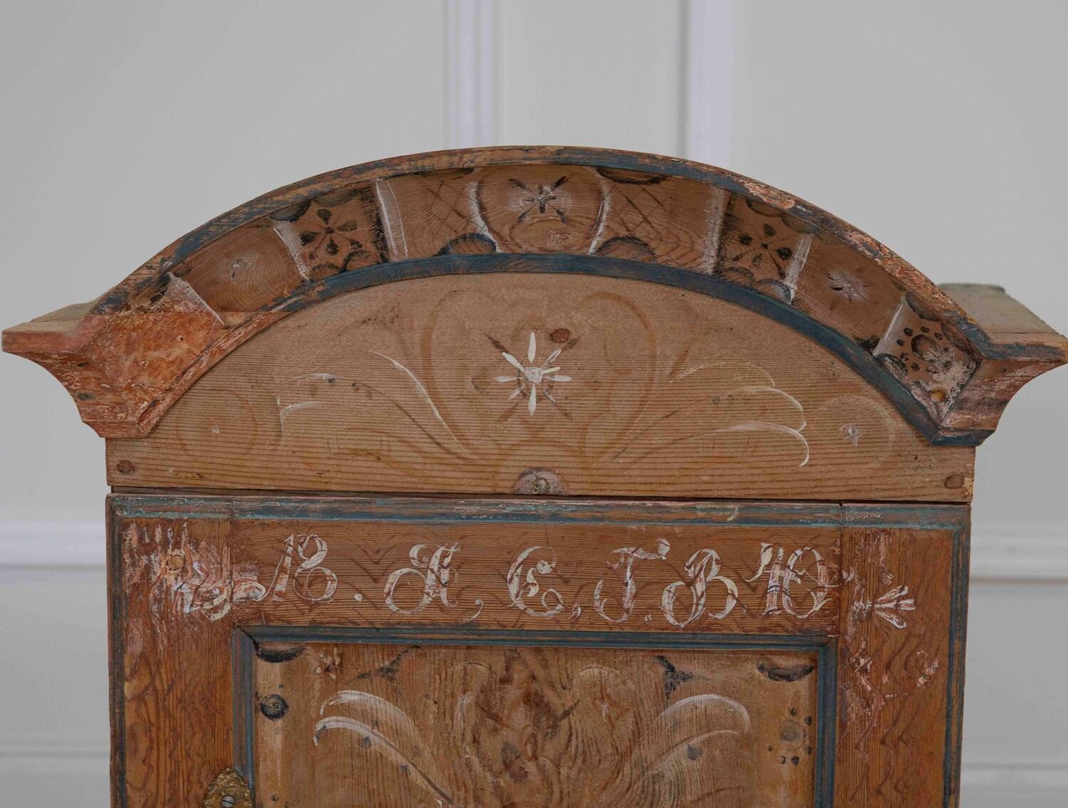 Swedish 19th Century Hand-Painted Pine Wall Cabinet - JAA