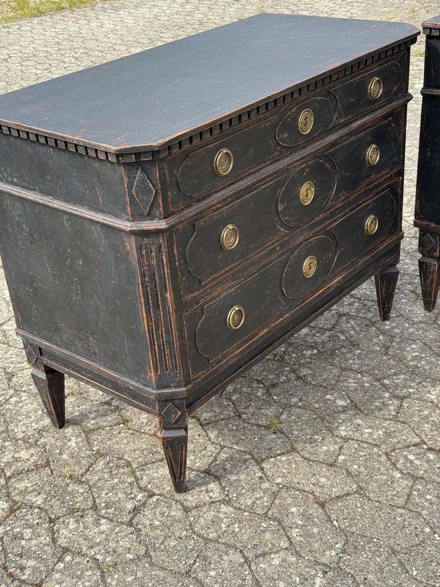 Pair of Chest, Circa 1900 - JAA