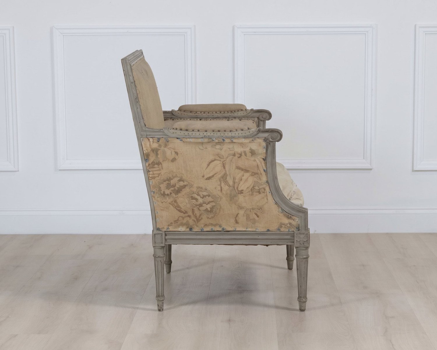 French 19th Century Louis XVI Style Painted Marquise Armchair - JAA