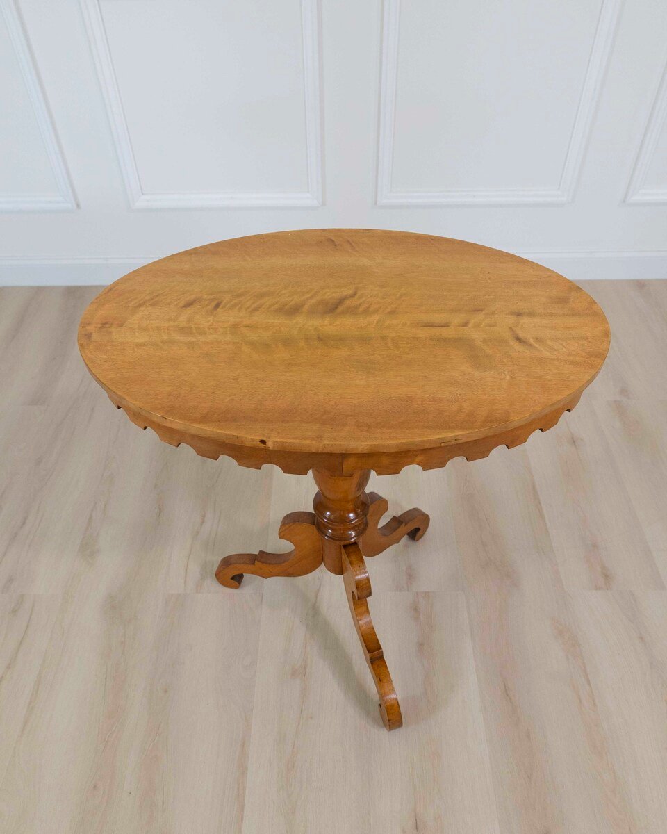 19th Century Swedish Oval Flame Birch Side Table, Circa 1890 - JAA