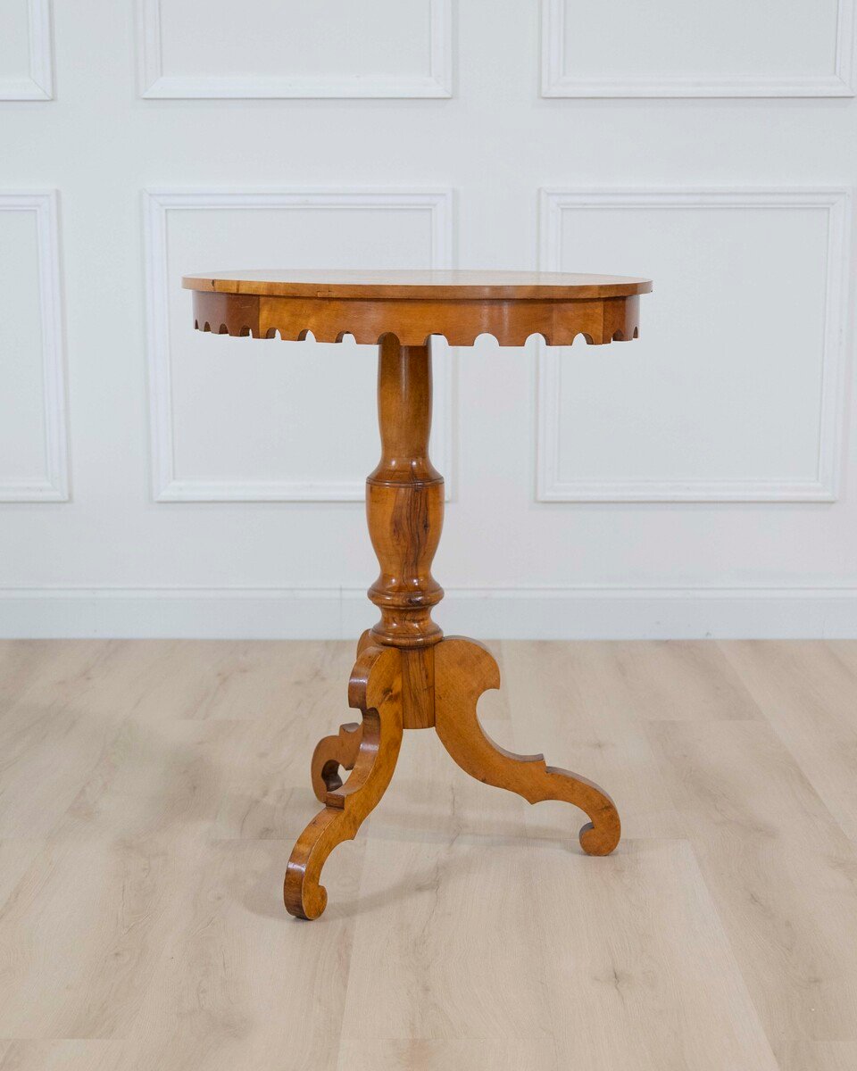 19th Century Swedish Oval Flame Birch Side Table, Circa 1890 - JAA