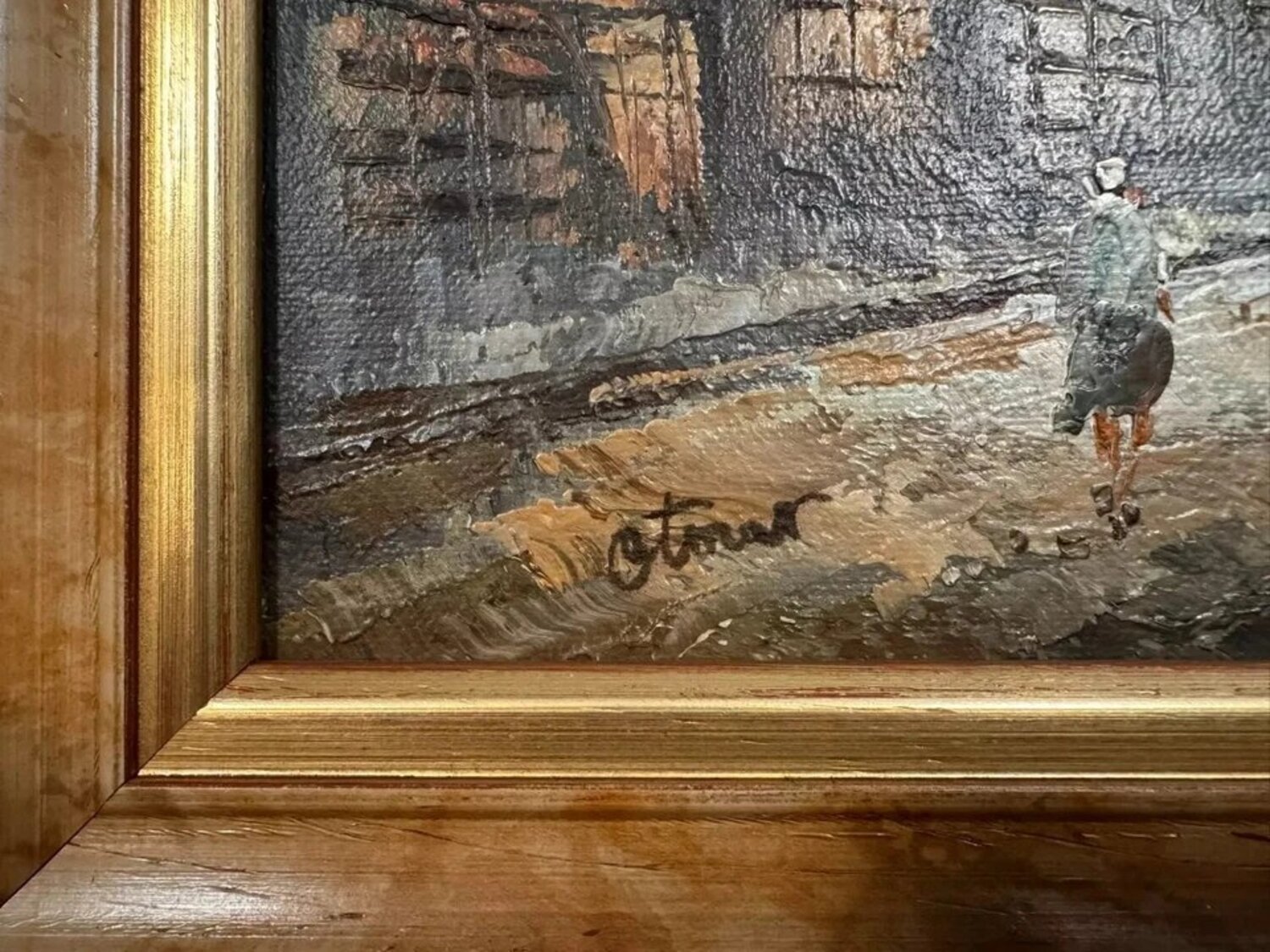 Oil painting on canvas: the Porte Saint Martin Paris 20th century period signed lower left very well framed - JAA