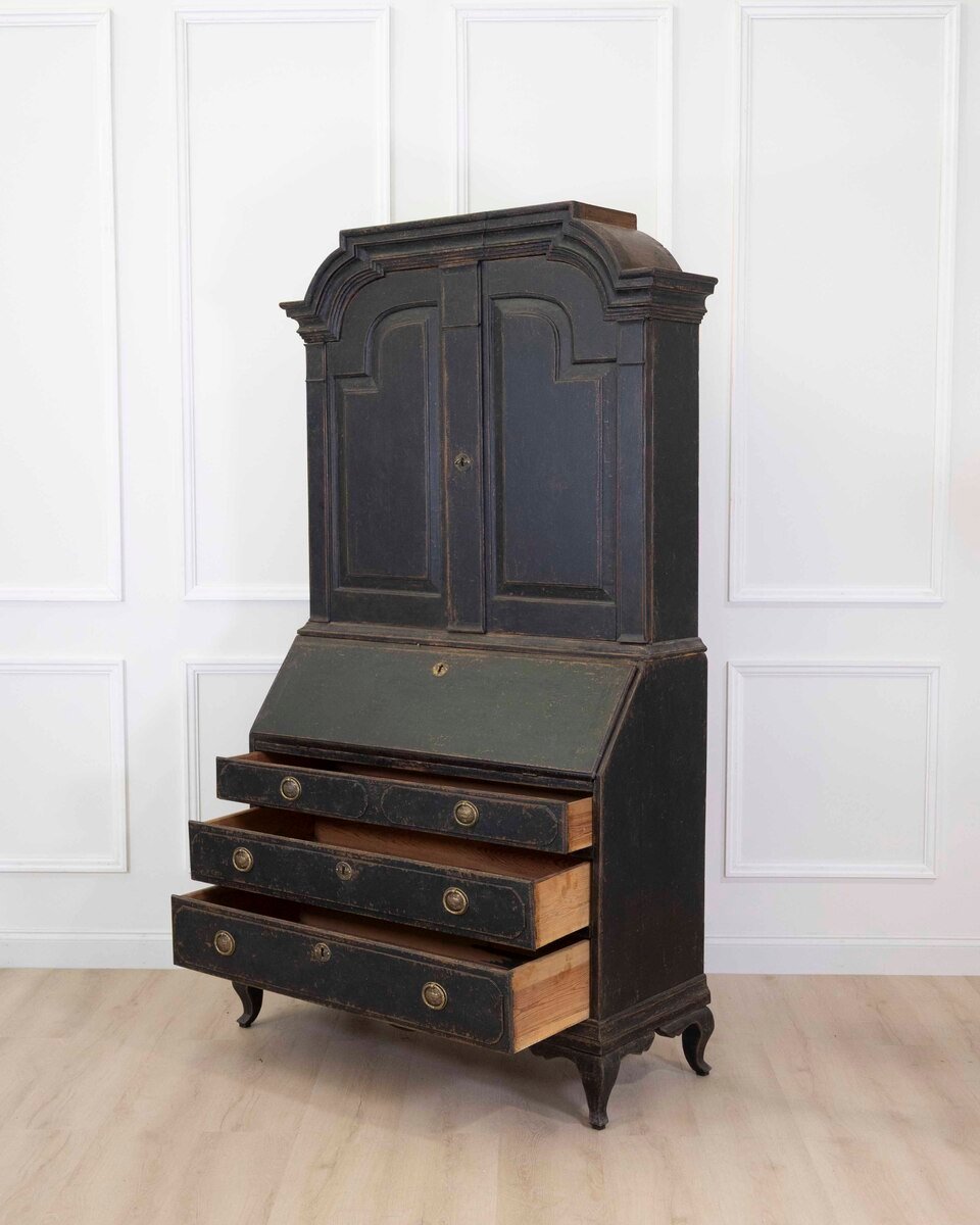 18th Century Black Scandinavian Bureau - JAA