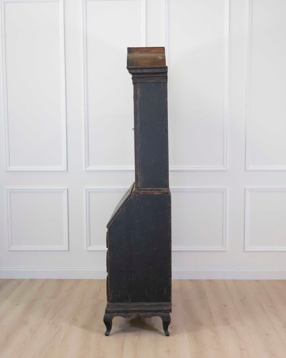 18th Century Black Scandinavian Bureau - JAA