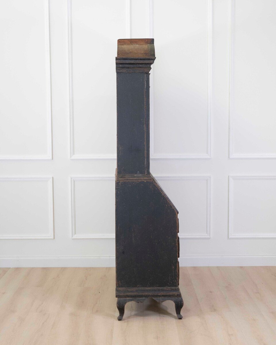 18th Century Black Scandinavian Bureau - JAA
