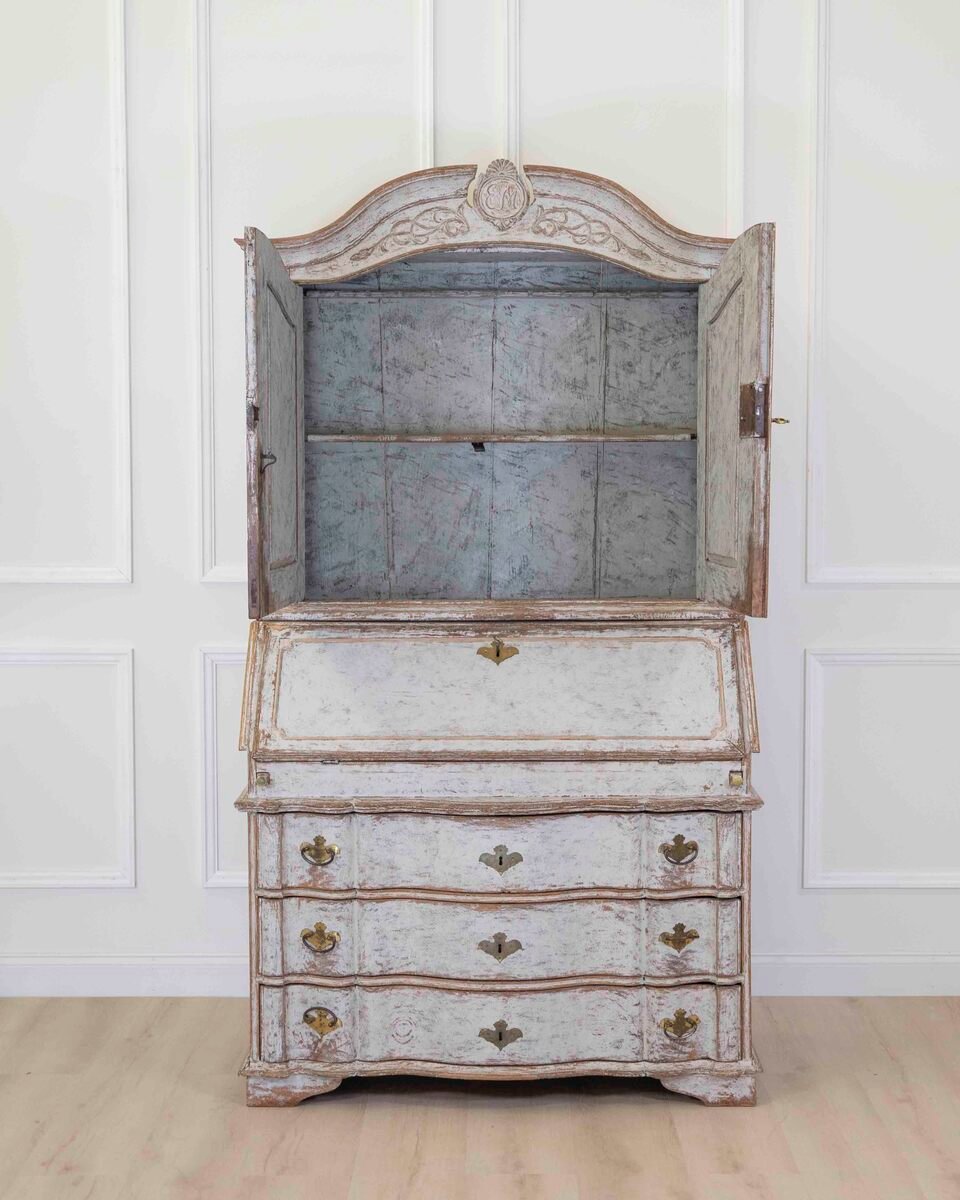18th Century Danish Rococo Secretary with Serpentine Front, circa 1760 - JAA