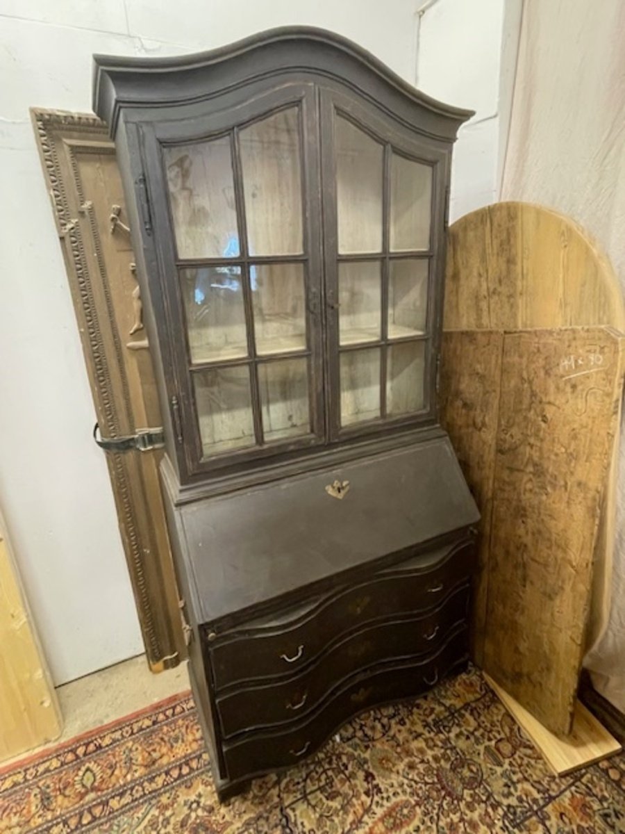 Baroque Vitrine - JAA