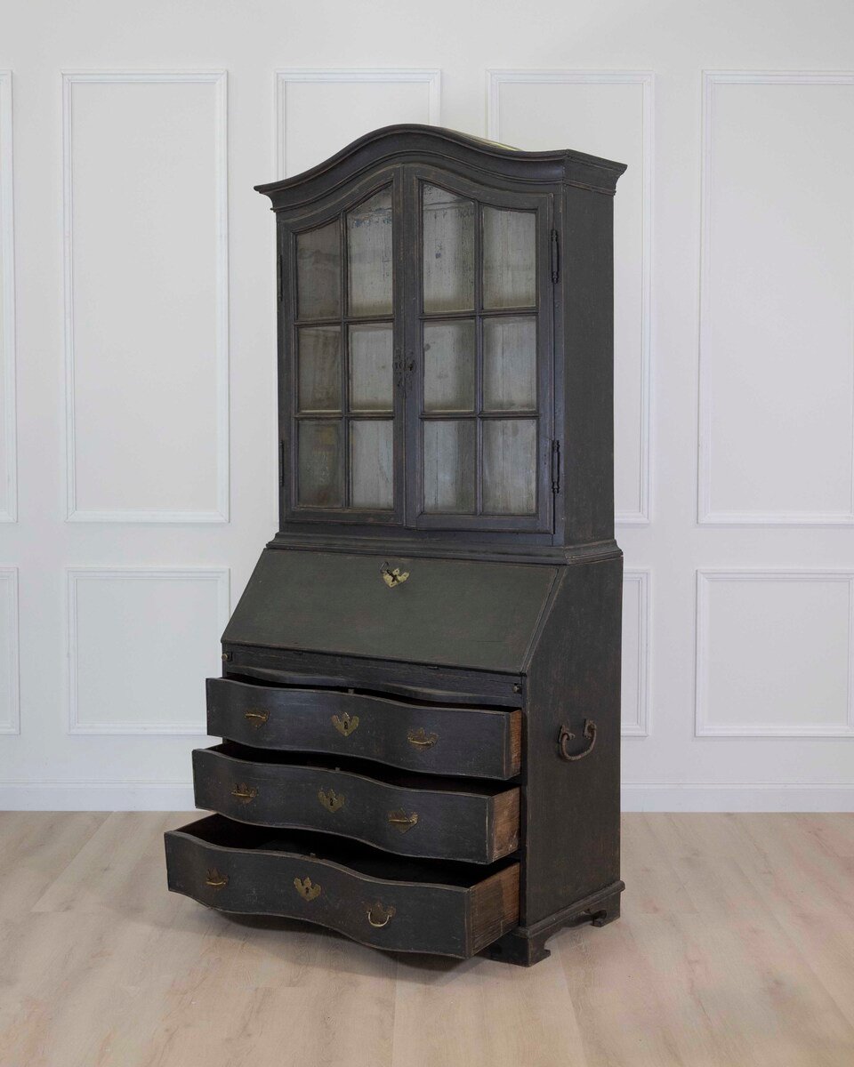 Swedish 18th Century Baroque Vitrine - JAA
