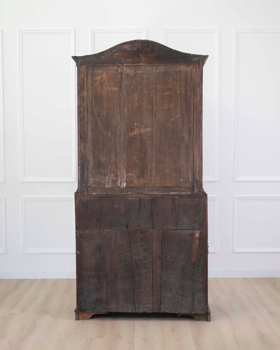 Swedish 18th Century Baroque Vitrine - JAA