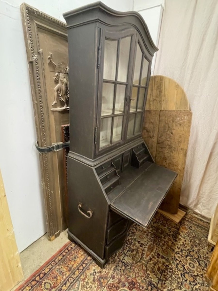Baroque Vitrine - JAA