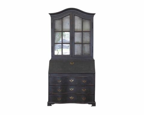 Baroque Vitrine