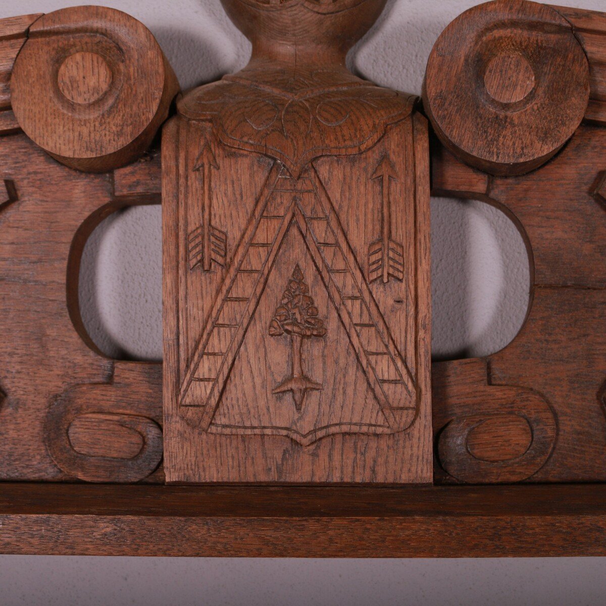 Large 19th C French carved oak door pediment. 1880. - JAA