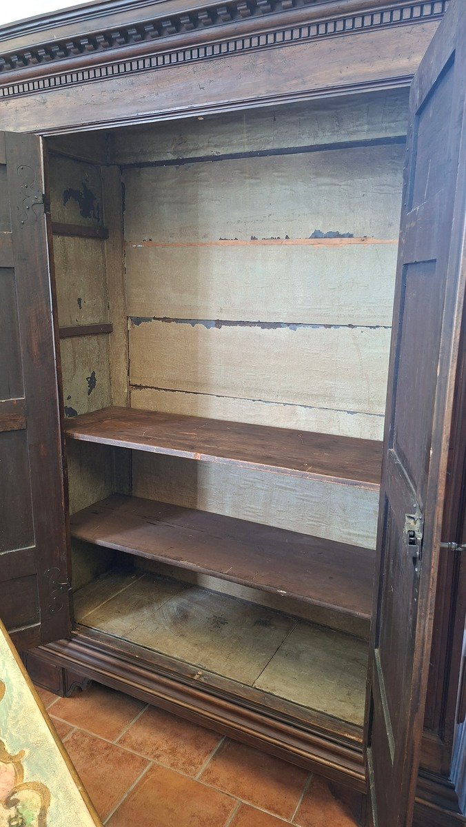 Large 17th-century walnut wardrobe - JAA