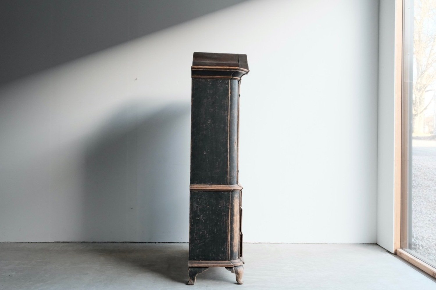 Period Rococo Cabinet with Glass Doors, circa 1820 - JAA