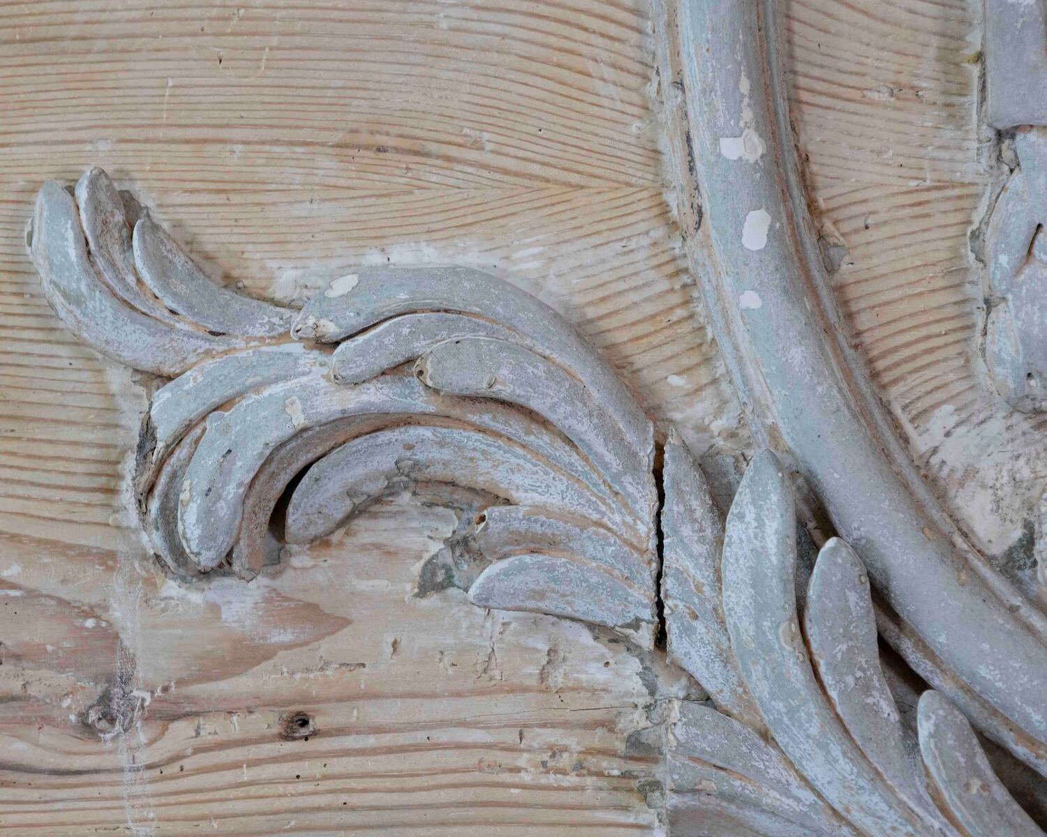 Late 18th Century French Carved Boiserie Panel with Original Paint - JAA
