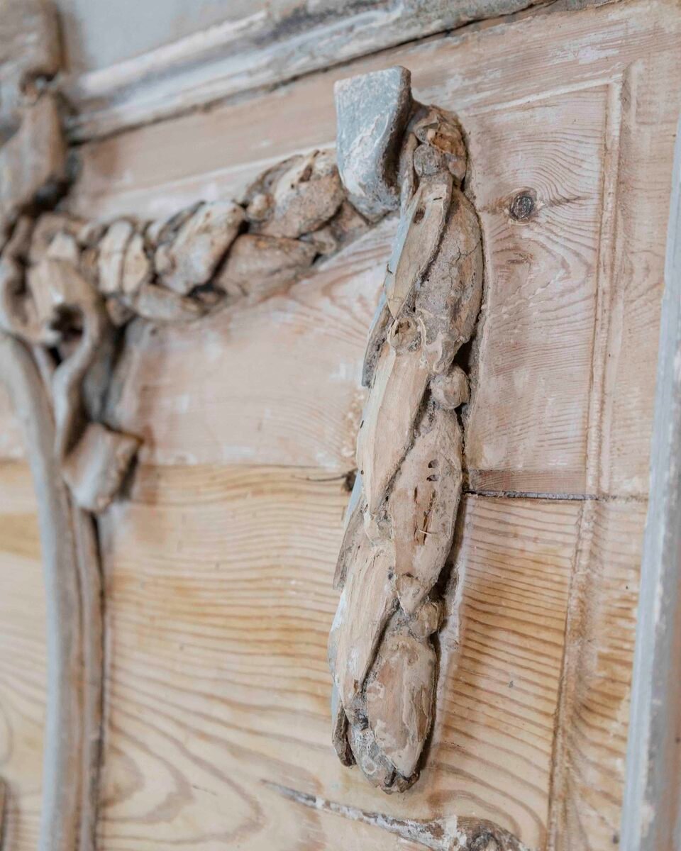 Late 18th Century French Carved Boiserie Panel with Original Paint - JAA