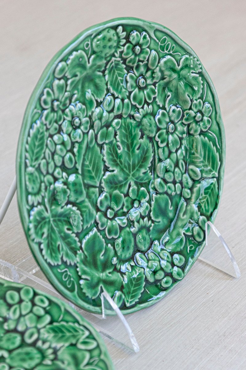 French 20th Century Green Glazed Porcelain Set of Eight Plates - JAA