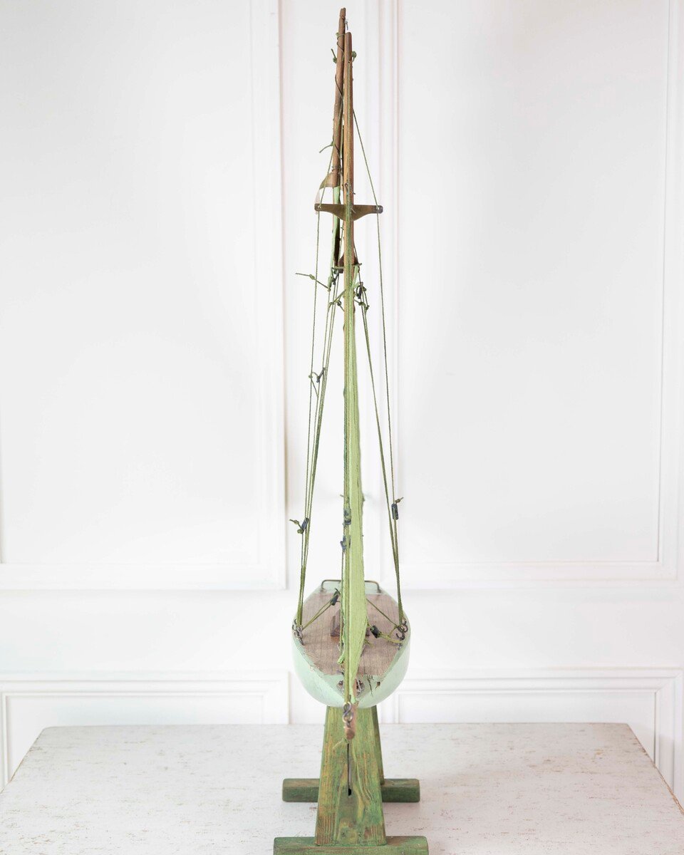 On Hold - English 20th Century Carved Wood and Metal Gaff Cutter Pond Yacht - JAA