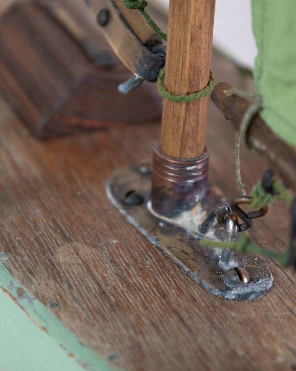 On Hold - English 20th Century Carved Wood and Metal Gaff Cutter Pond Yacht - JAA